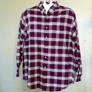 Men’s burgundy plaid button down dress shirt